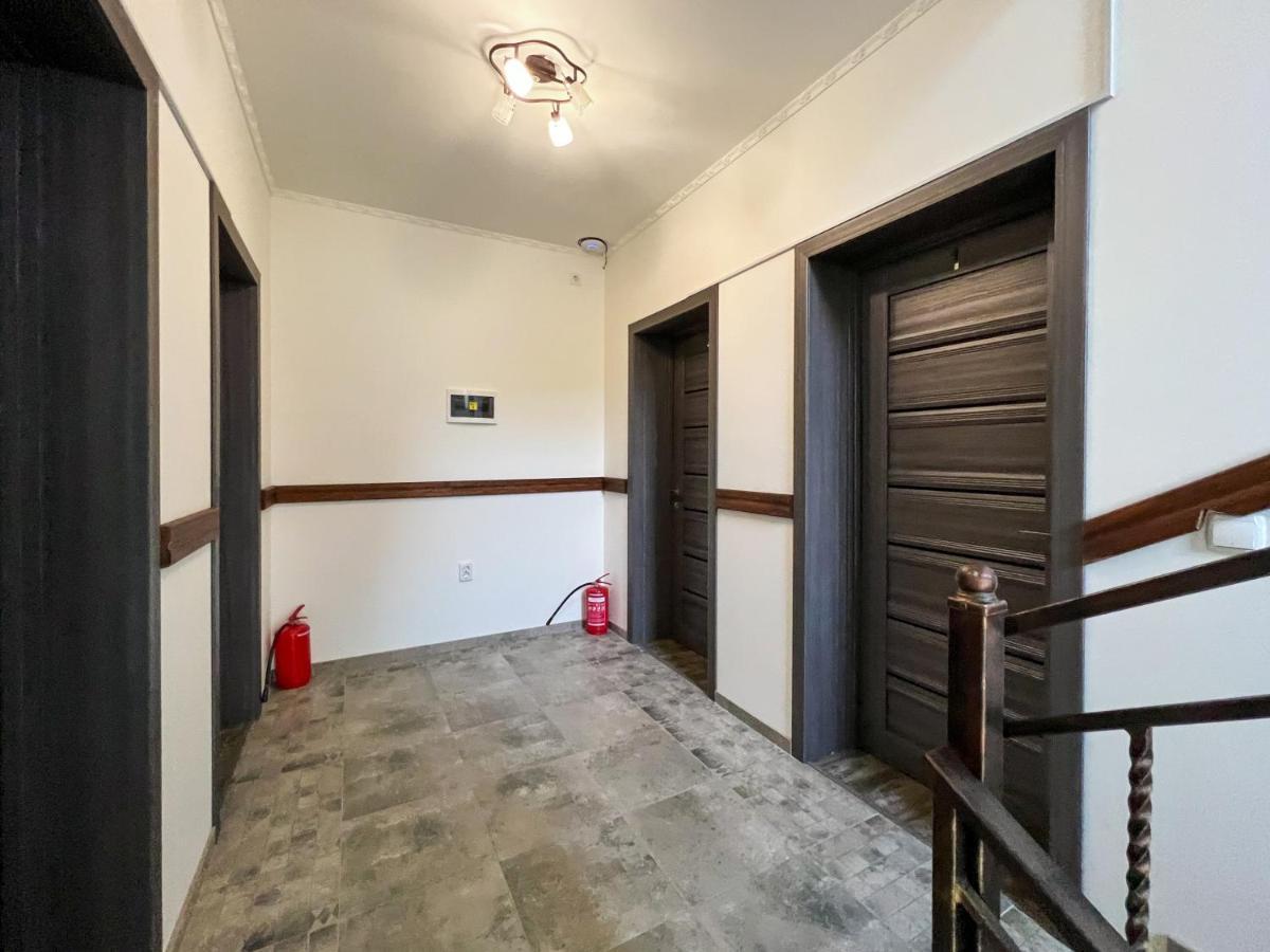 Готель Ципа Kvasir Exterior foto